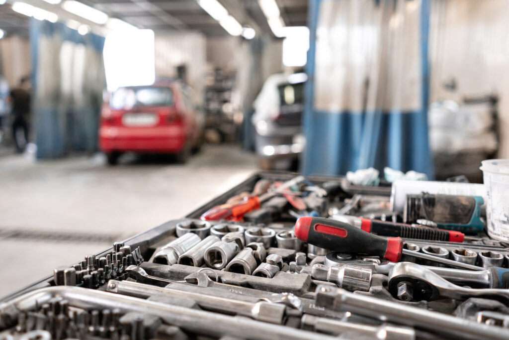 Essential Tools and Equipment Every Auto Repair Shop Should Use - Amust ...